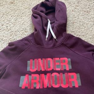 Women’ Under Armour Sweatshirt